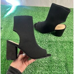 JustFab Kitty Cutout Heeled Booties in Black Knit Block Heel SZ 7.5 Women's